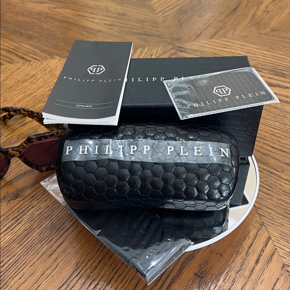 Philipp Plein Tortoiseshell Sunglasses with Gold Logo AUTHENTIC main image 7